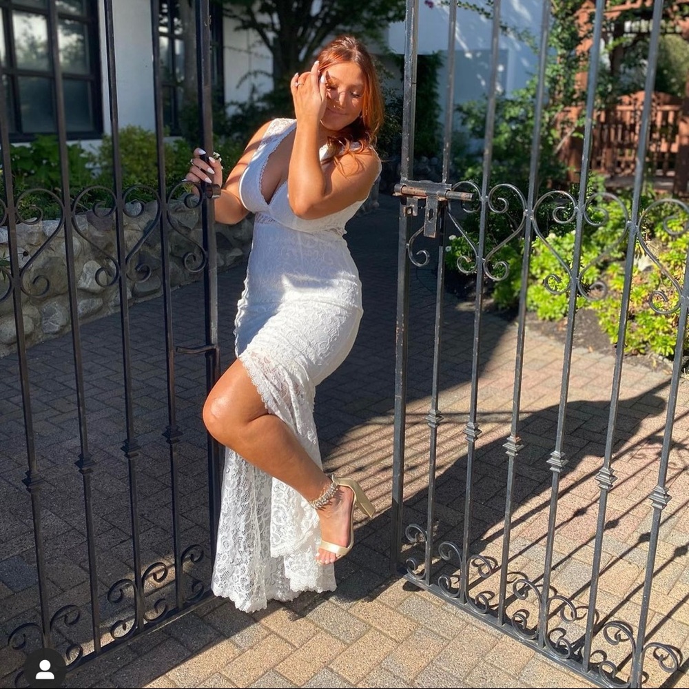 White lace maxi dress